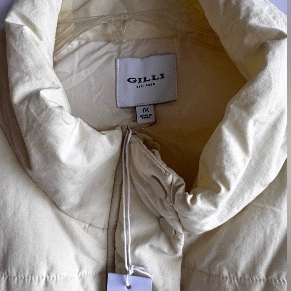 Gilli Puffer Vest Cream Quilted Zip Front Snap Pocket Minimalist Gorpcore 1X